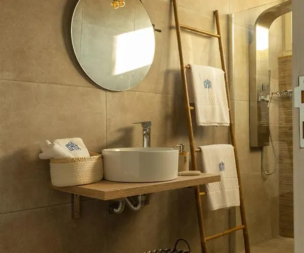 Behappy & Brunch Hostel *